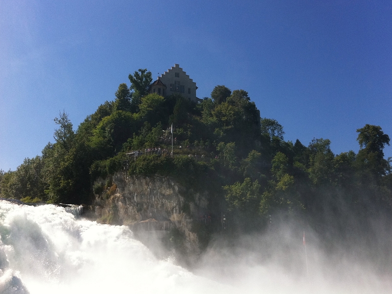 Reinfall Schloss Laufen